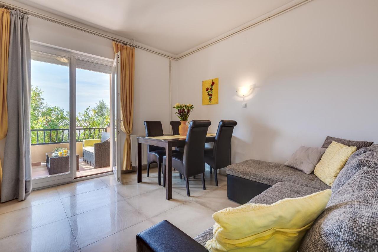 Juric Apartments-Rab Palit Екстер'єр фото