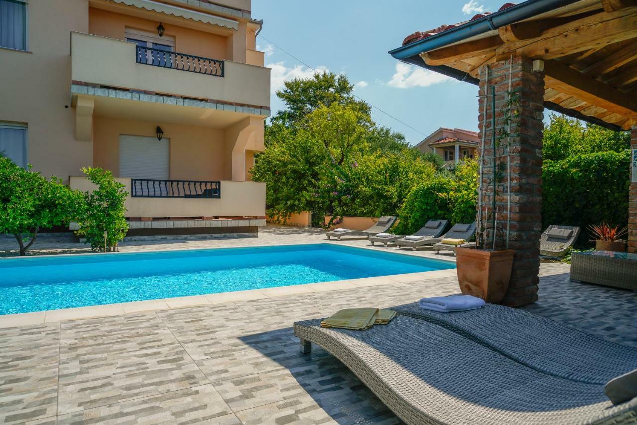 Juric Apartments-Rab Palit Екстер'єр фото